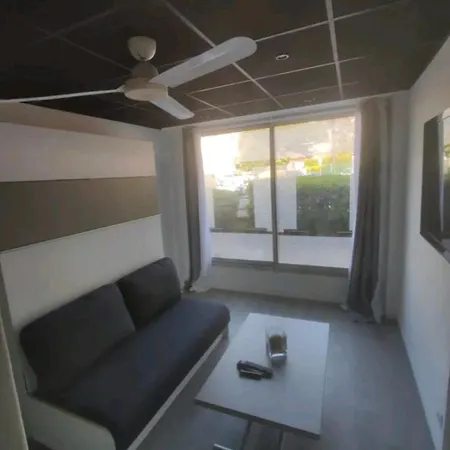 Studio Tout Confort Bord De Mer Vallauris Exterior foto